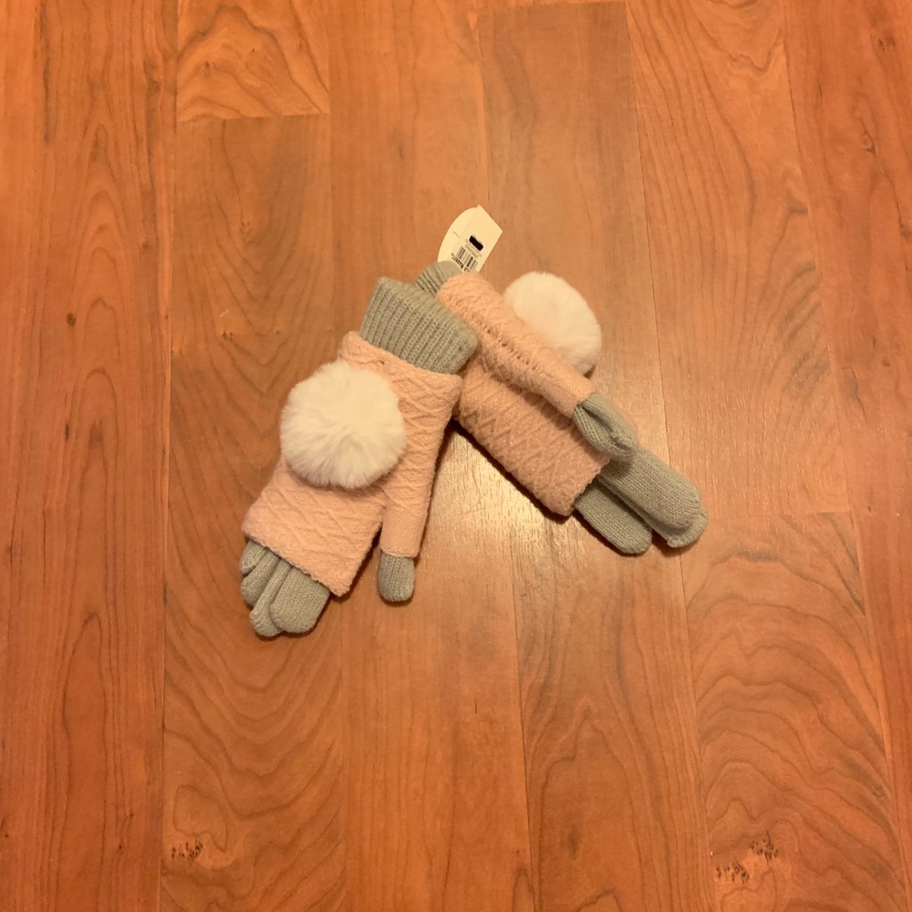 Pom Pom gloves
